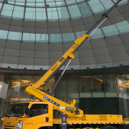 增城附近高空作业车租赁｜安全设备租赁｜高空安装|工程定制化方案｜亿立达设备租赁